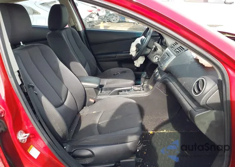 2011 Mazda Mazda6 I Sport z USA, uszkodzony, nr VIN 1YVHZ8BH4B5M22489